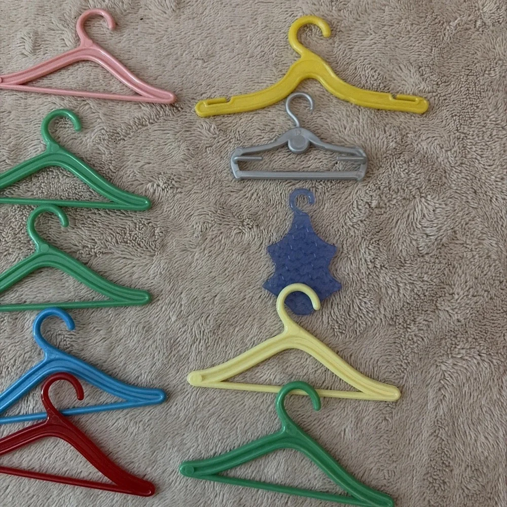 Mixed Lot Of Barbie Clothes‎ Hangers Some Vintage Lot Of 19 B11